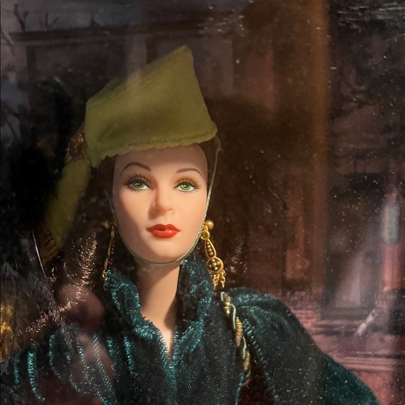 Mattel Green Gone with the Wind Doll - Picture 2 of 8